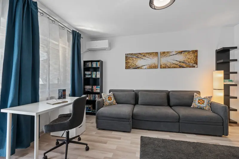 Apartament cu terasă și bucătărie neagră, București, fotografia 19