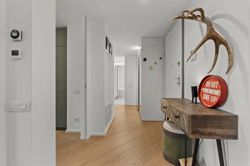 Apartament cu living generos și terasă, Cortina Academy, fotografia 9