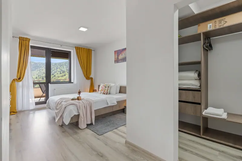 Apartament cu terasă și priveliște spre munte, Sinaia, Prahova, fotografia 12