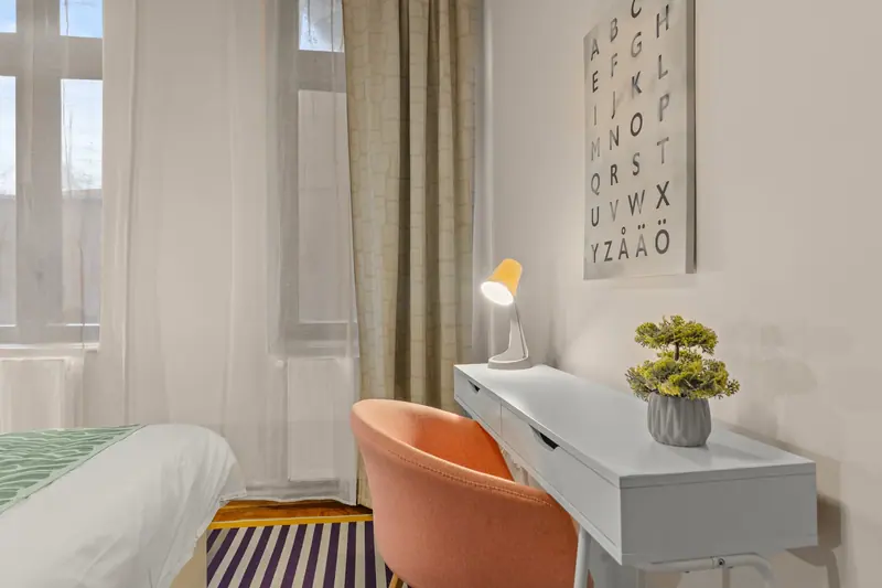 Apartament cu pereți verde fistic și cărămidă aparentă, Bd. Mihail Kogălniceanu, București, fotografia 18