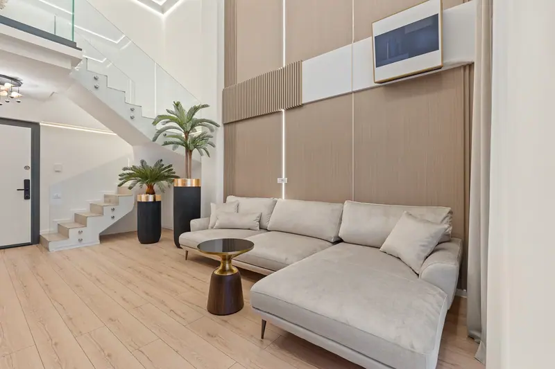 Duplex cu scară interioară și terasă, Granvia, fotografia 14